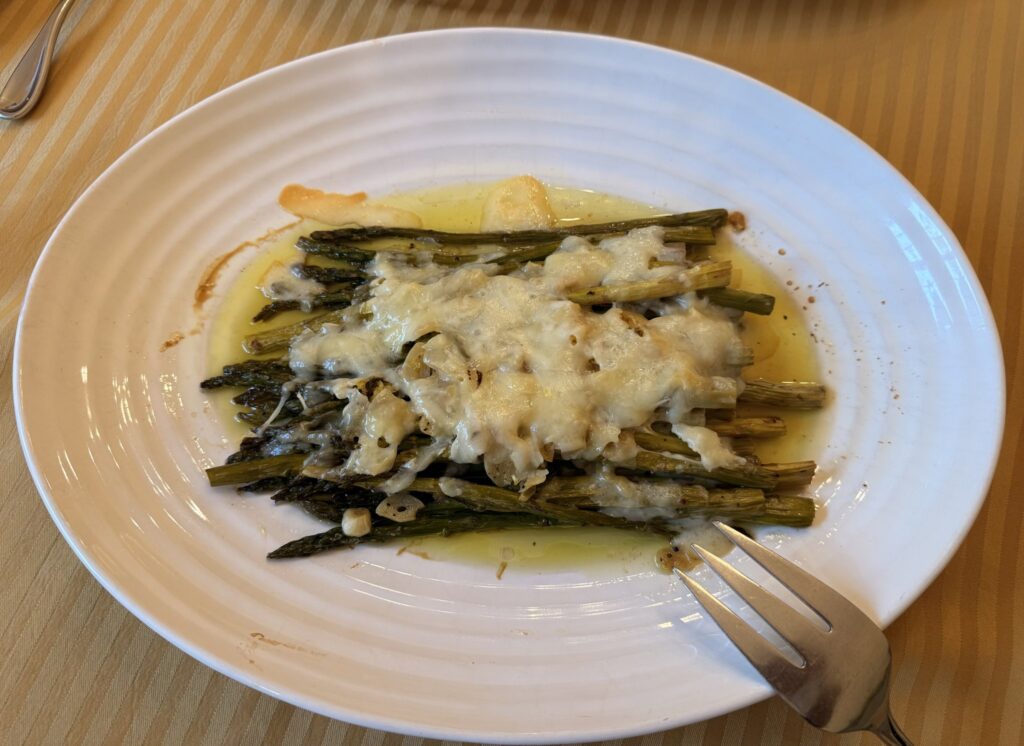 Roasted asparagus with lemon, garlic and melted Manchego